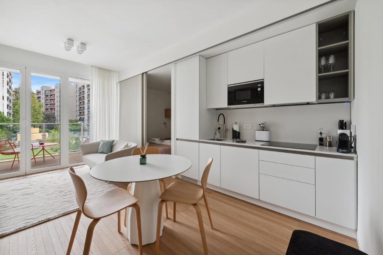 Limehome Milan Via Stresa Extérieur photo