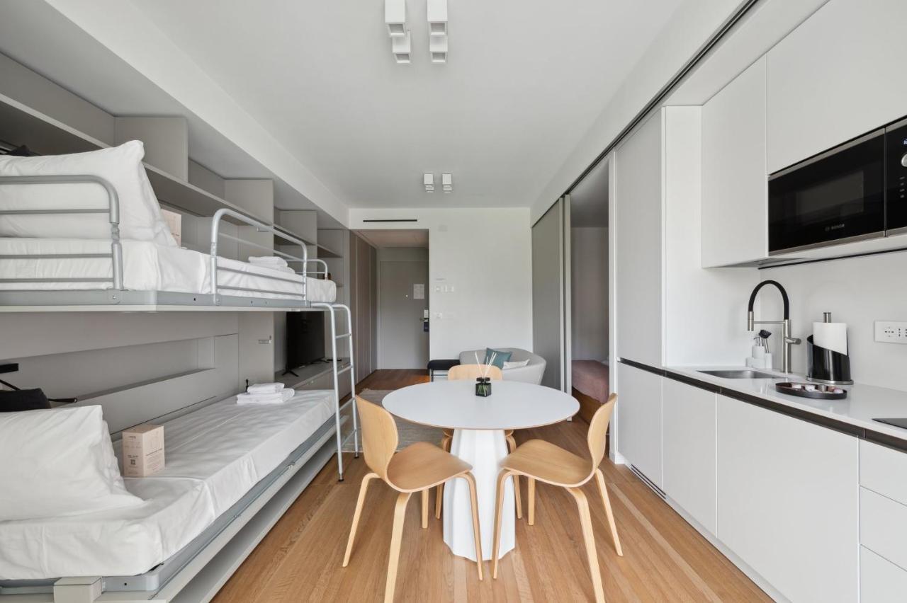 Limehome Milan Via Stresa Extérieur photo