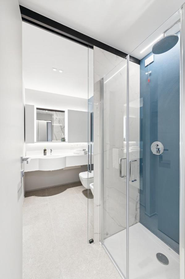 Limehome Milan Via Stresa Extérieur photo